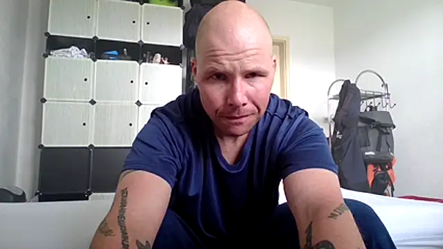 Snapshot of gaywolf426 chatting on 07-22-26, 11:02 gaywolf426 online show from 07-22-26, 11:02