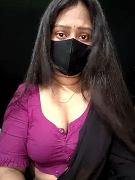 Idhika Paul online show from 09-27-25, 09:47