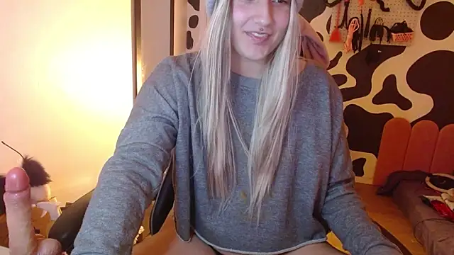 hi elora online show from 05-26-26, 11:45
