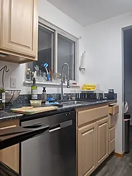 Armyexhibitionistvet online show from 04-15-26, 04:30