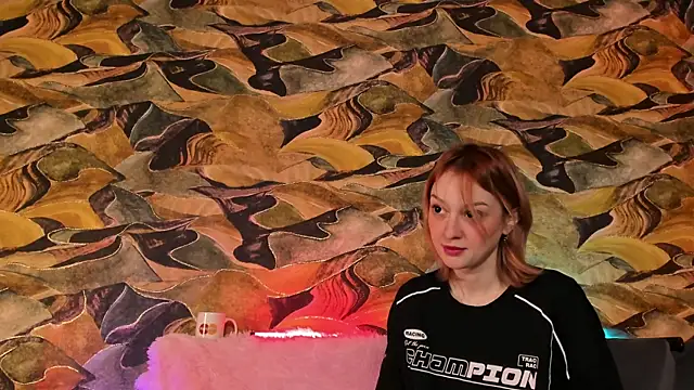 Snapshot of CrystalRey chatting on 12-07-24, 04:09 CrystalRey online show from 12-07-24, 04:09