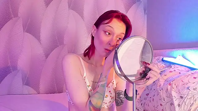 Snapshot of CrystalRey chatting on 03-14-25, 05:05 CrystalRey online show from 03-14-25, 05:05