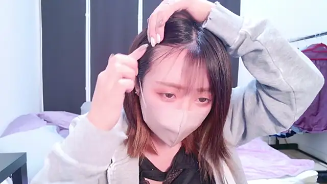 Snapshot of ayu_yu_xo chatting on 01-27-25, 02:57 ayu yu xo online show from 01-27-25, 02:57