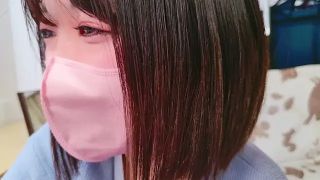 Snapshot of Minami_San chatting on 01-08-25, 05:26 Minami San online show from 01-08-25, 05:26