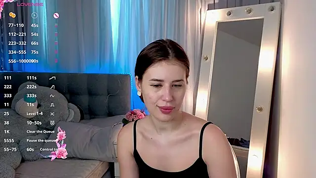 Milkissss online show from 04-03-26, 07:50