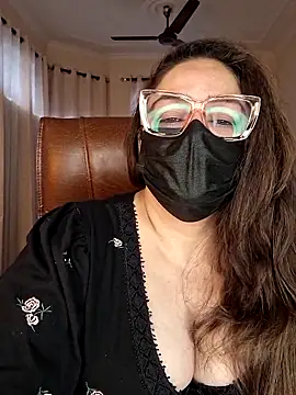 Snapshot of SEXY-Sardarni chatting on 01-19-26, 08:29 SEXY-Sardarni online show from 01-19-26, 08:29