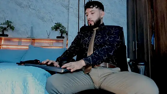 bruno woods online show from 12-06-24, 01:51