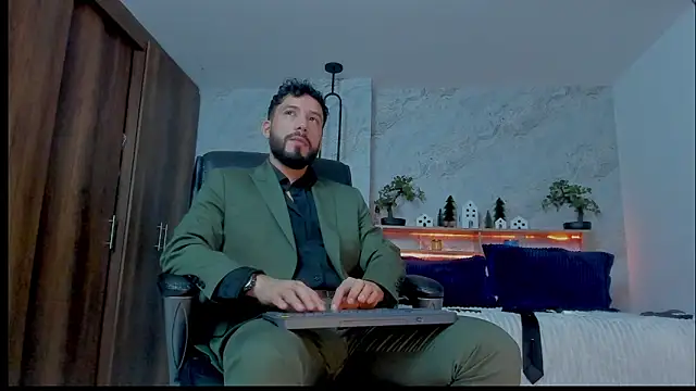 bruno woods online show from 12-23-24, 03:18