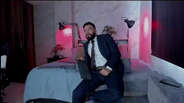 bruno woods online show from 11-20-25, 01:55