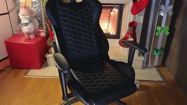 carolina elf online show from 12-19-24, 11:50