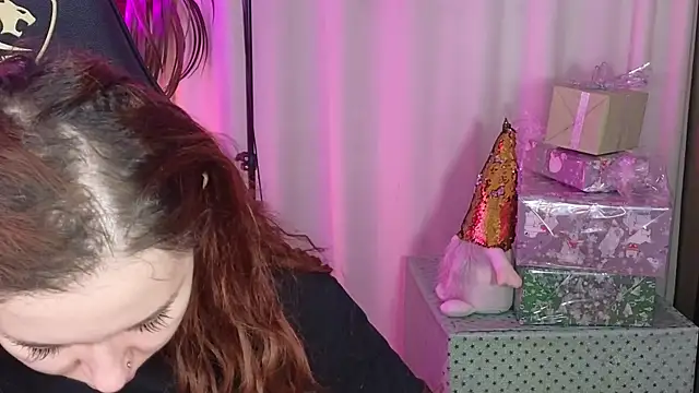 carolina elf online show from 12-27-24, 05:42