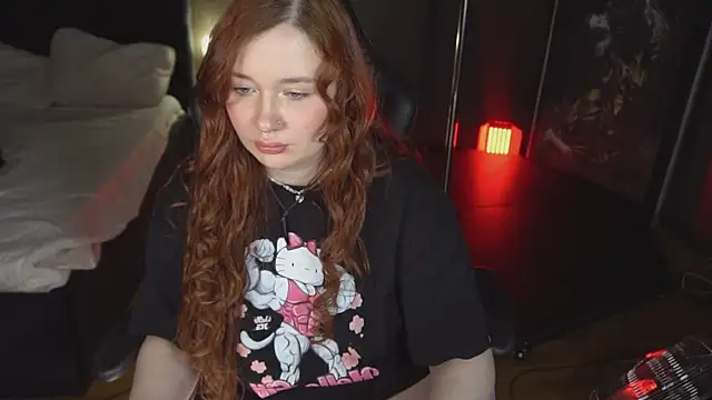 carolina elf online show from 02-21-25, 10:17