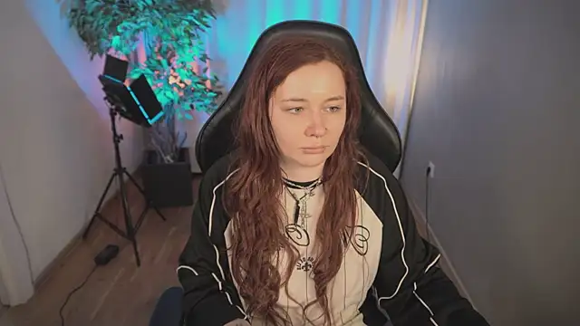 carolina elf online show from 03-02-25, 01:16