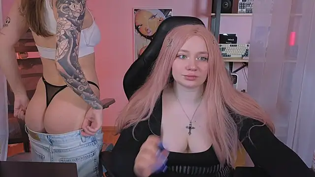 carolina elf online show from 04-05-26, 06:21