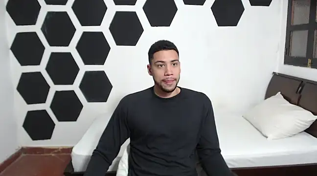 Snapshot of Jhors__Collens chatting on 01-24-25, 12:52 Jhors Collens online show from 01-24-25, 12:52