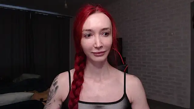 Roxy Silver online show from 06-18-26, 10:19
