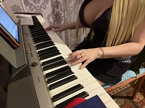 mila von tease online show from 12-10-24, 06:28