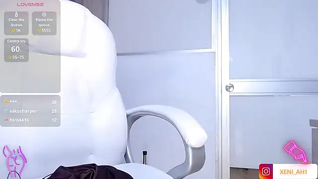 xenia golden online show from 02-18-25, 03:32