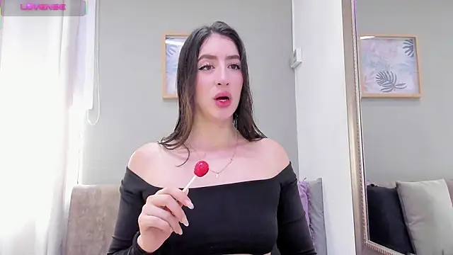  AlejaCruz  online show from 10-01-25, 04:57