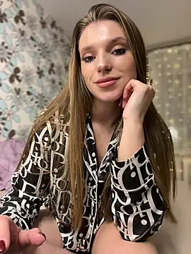 adel secret online show from 02-24-25, 11:41