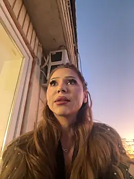 GinaMence online show from 09-18-25, 04:42