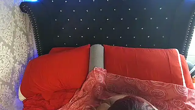 msyvette1970xh online show from 01-04-25, 04:22