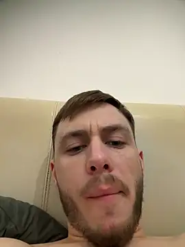 Snapshot of Julian128 chatting on 02-22-25, 10:42 Julian128 online show from 02-22-25, 10:42