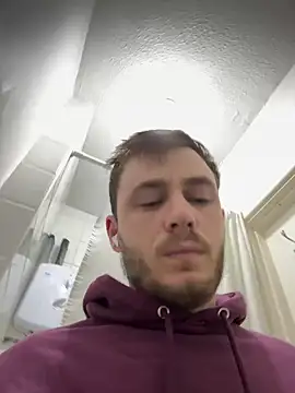 Snapshot of Julian128 chatting on 03-12-25, 07:38 Julian128 online show from 03-12-25, 07:38