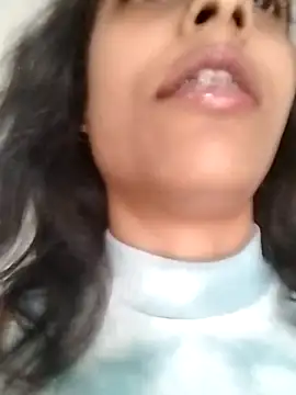 cleopatra-phaedra online show from 01-08-25, 03:17