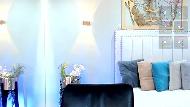  LaraMom  online show from 04-14-26, 06:03