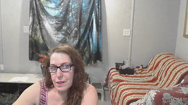 Snapshot of Ireallysquirt chatting on 05-29-26, 04:43 Ireallysquirt online show from 05-29-26, 04:43