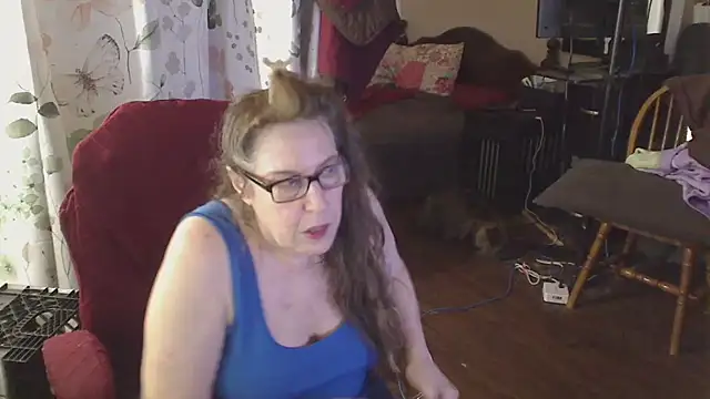 Snapshot of Ireallysquirt chatting on 06-11-26, 04:10 Ireallysquirt online show from 06-11-26, 04:10