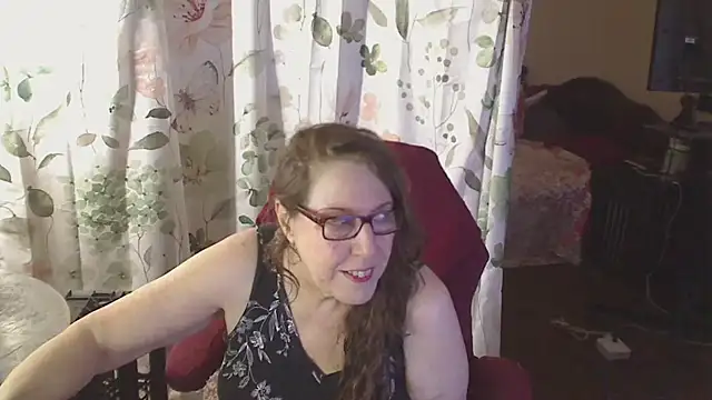 Snapshot of Ireallysquirt chatting on 07-16-26, 01:55 Ireallysquirt online show from 07-16-26, 01:55