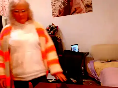 Snapshot of Natali7634 chatting on 01-08-25, 05:37 Natali7634 online show from 01-08-25, 05:37