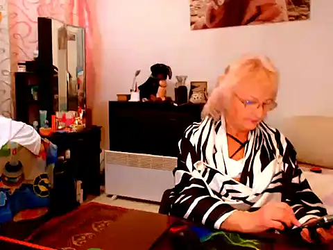 Snapshot of Natali7634 chatting on 02-07-25, 06:24 Natali7634 online show from 02-07-25, 06:24