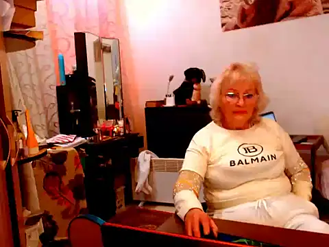 Snapshot of Natali7634 chatting on 02-19-25, 08:55 Natali7634 online show from 02-19-25, 08:55