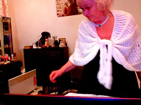 Snapshot of Natali7634 chatting on 03-01-25, 06:43 Natali7634 online show from 03-01-25, 06:43