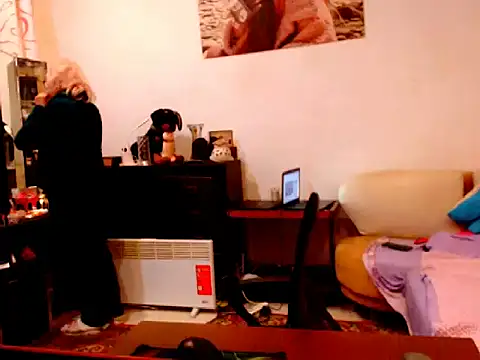 Snapshot of Natali7634 chatting on 03-06-25, 04:19 Natali7634 online show from 03-06-25, 04:19