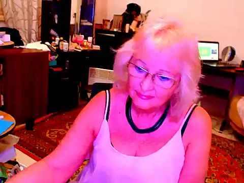 Snapshot of Natali7634 chatting on 03-18-25, 04:37 Natali7634 online show from 03-18-25, 04:37