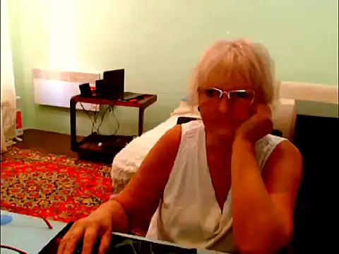 Snapshot of Natali7634 chatting on 09-15-25, 07:52 Natali7634 online show from 09-15-25, 07:52