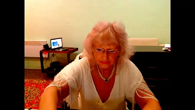 Snapshot of Natali7634 chatting on 09-29-25, 07:24 Natali7634 online show from 09-29-25, 07:24