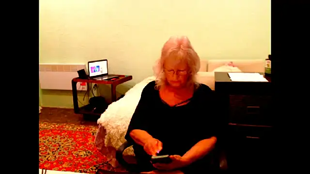 Snapshot of Natali7634 chatting on 09-30-25, 05:56 Natali7634 online show from 09-30-25, 05:56