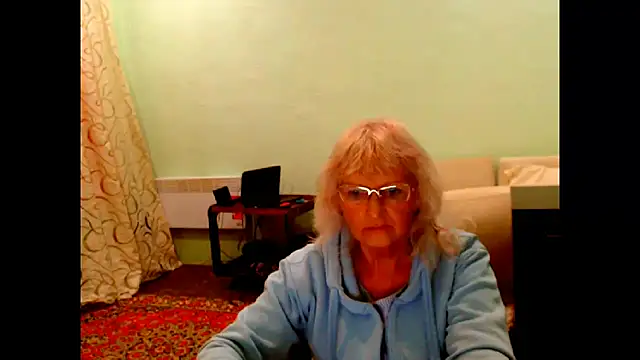 Snapshot of Natali7634 chatting on 10-12-25, 04:17 Natali7634 online show from 10-12-25, 04:17