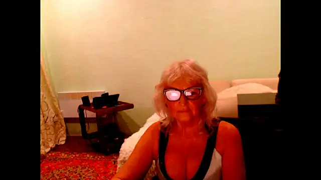 Snapshot of Natali7634 chatting on 10-13-25, 06:08 Natali7634 online show from 10-13-25, 06:08