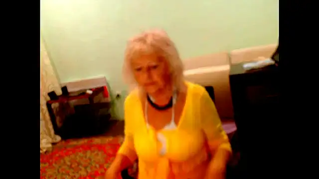 Snapshot of Natali7634 chatting on 10-17-25, 05:10 Natali7634 online show from 10-17-25, 05:10
