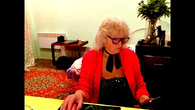 Snapshot of Natali7634 chatting on 05-11-26, 04:15 Natali7634 online show from 05-11-26, 04:15