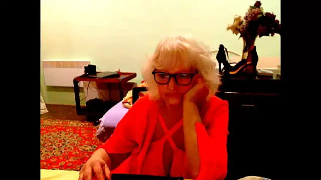 Snapshot of Natali7634 chatting on 05-17-26, 05:05 Natali7634 online show from 05-17-26, 05:05