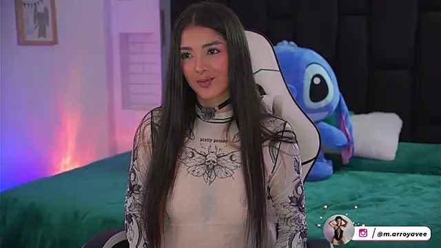 Snapshot of Marianamonroe_ chatting on 07-17-26, 11:50 Marianamonroe online show from 07-17-26, 11:50