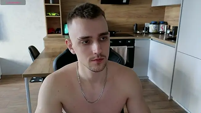 Snapshot of Larstar01 chatting on 02-17-25, 12:59 Larstar01 online show from 02-17-25, 12:59