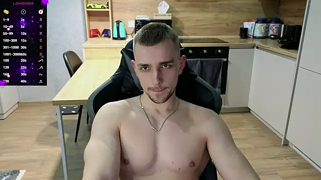 Snapshot of Larstar01 chatting on 03-06-25, 11:31 Larstar01 online show from 03-06-25, 11:31